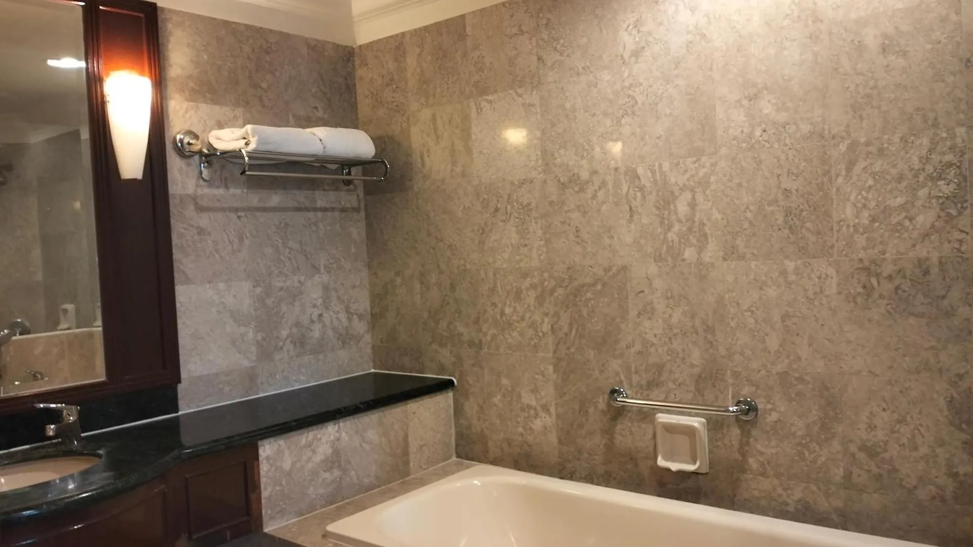 Queens Service Suite At Times Square Kuala Lumpur